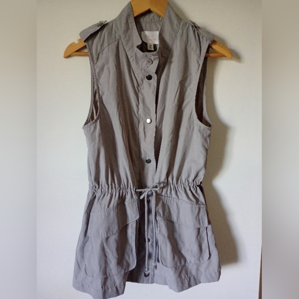 Women's Gray Sleeveless Utility Style Top Size Medium